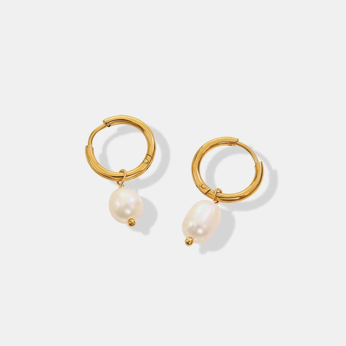 Clara | Pearl Drop Hoop Earrings - Gold