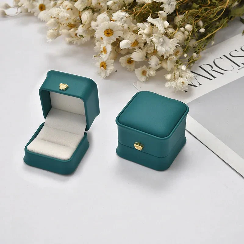 Crown Clasp Jewellery Box - Image 7