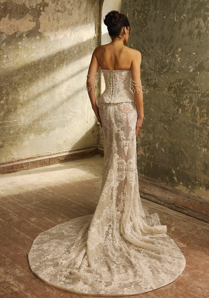 Elizabeth - Image 4