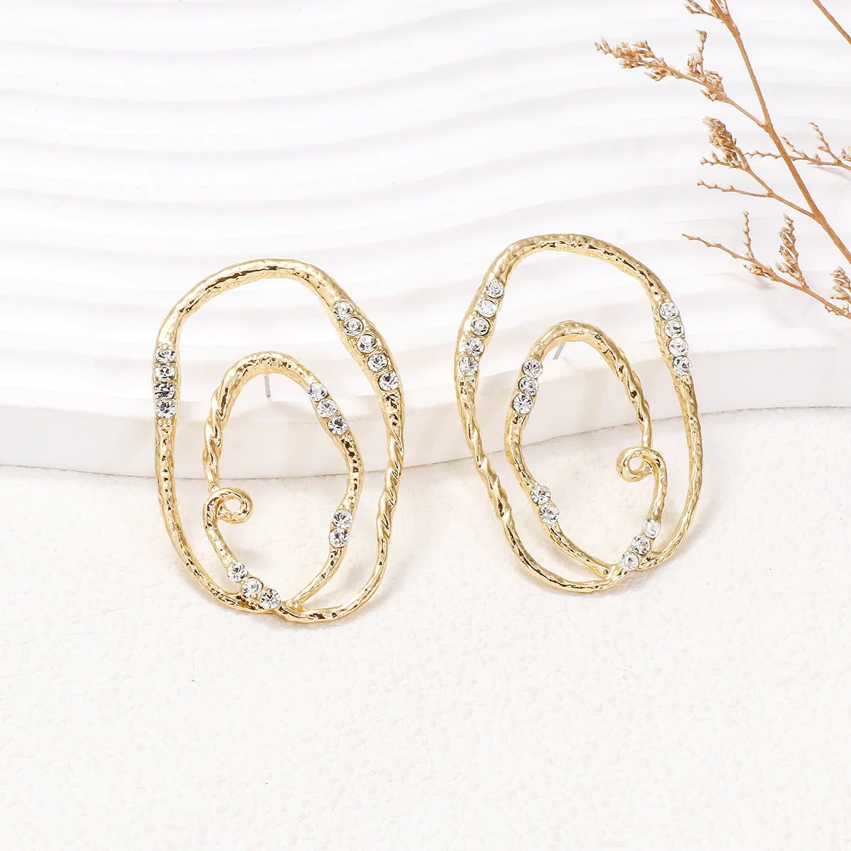Ivy | Geometric Loop Stud Earrings