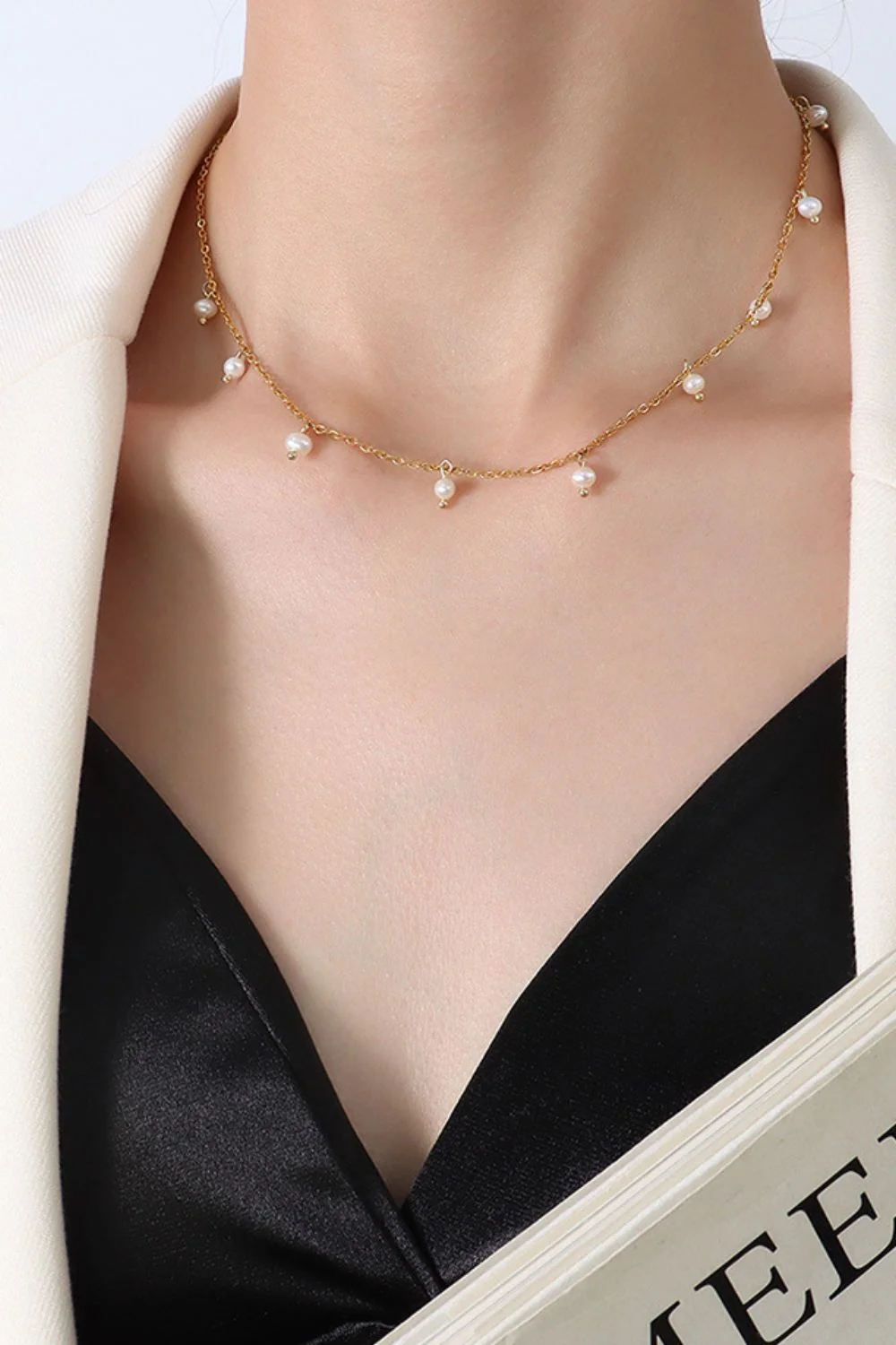 Rose | Pearl Choker Necklace - Image 3