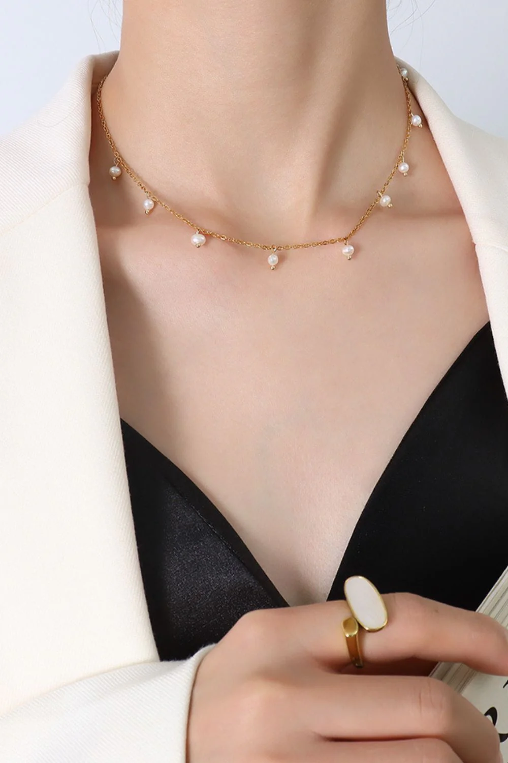Rose | Pearl Choker Necklace - Image 4