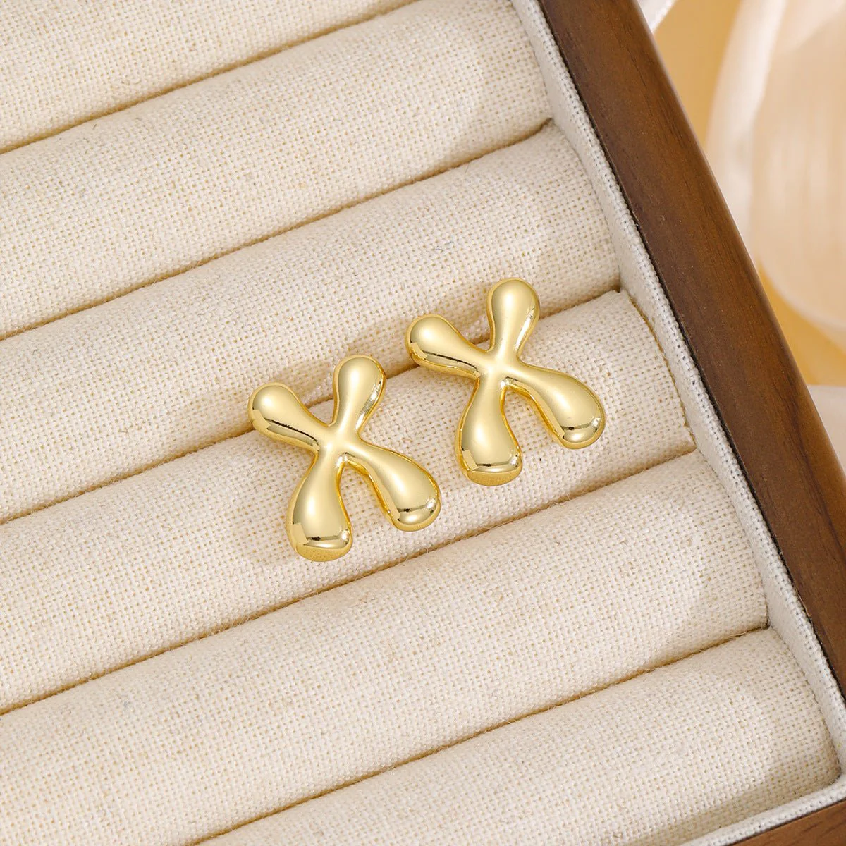 Zara | Alphabet Stud Earrings - Image 12