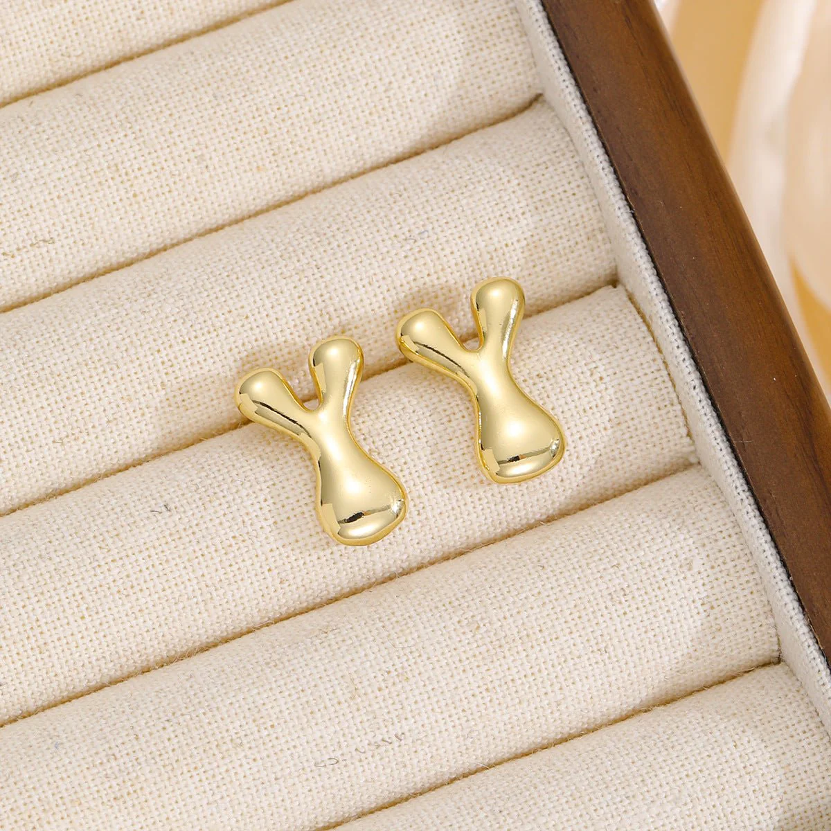Zara | Alphabet Stud Earrings - Image 13
