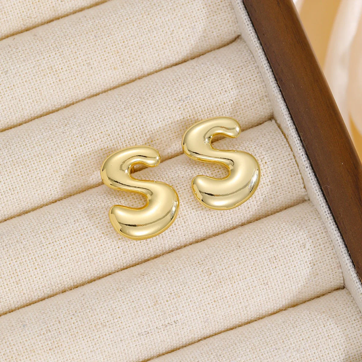 Zara | Alphabet Stud Earrings - Image 7